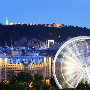 Kempinski Corvinus 5*, Boedapest Hongarije